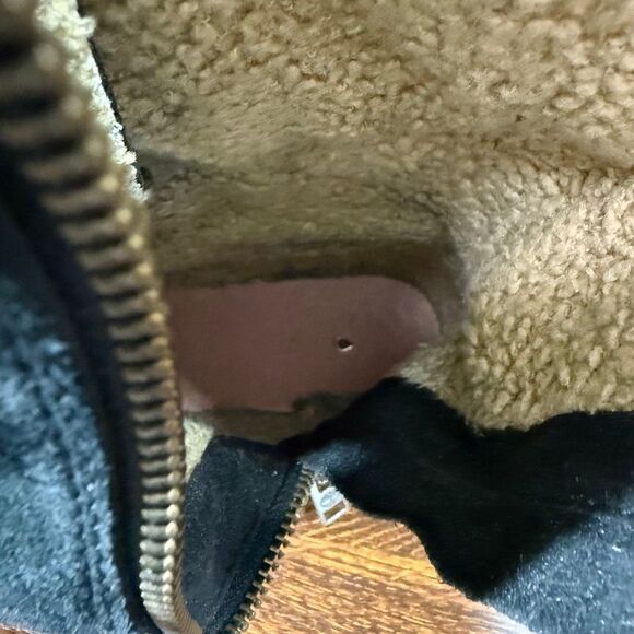 Timberland Women’s black leather suede tall boot size 7 side zip - Picture 14 of 14